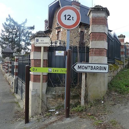 Gite Les Iris Vila Crecy-la-Chapelle Exterior foto